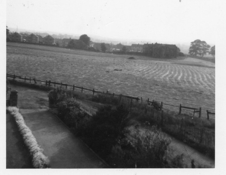 Livesey Old Hall from The Crescent 1967.jpg