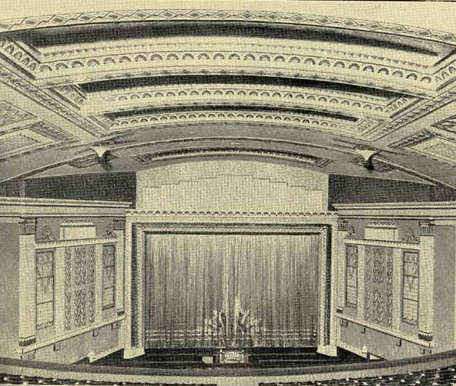 Rialto Interior.jpg