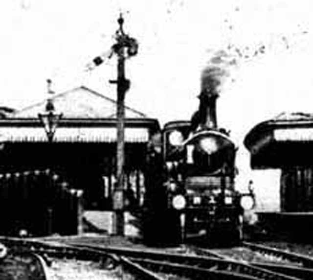 jb13644 Steam Train.jpg