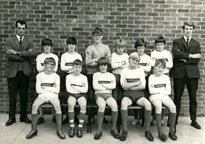 007 First Year Football team 007.jpg