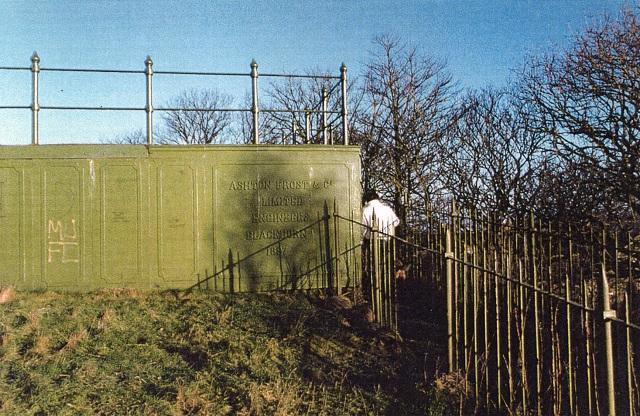 the Tank003.jpg