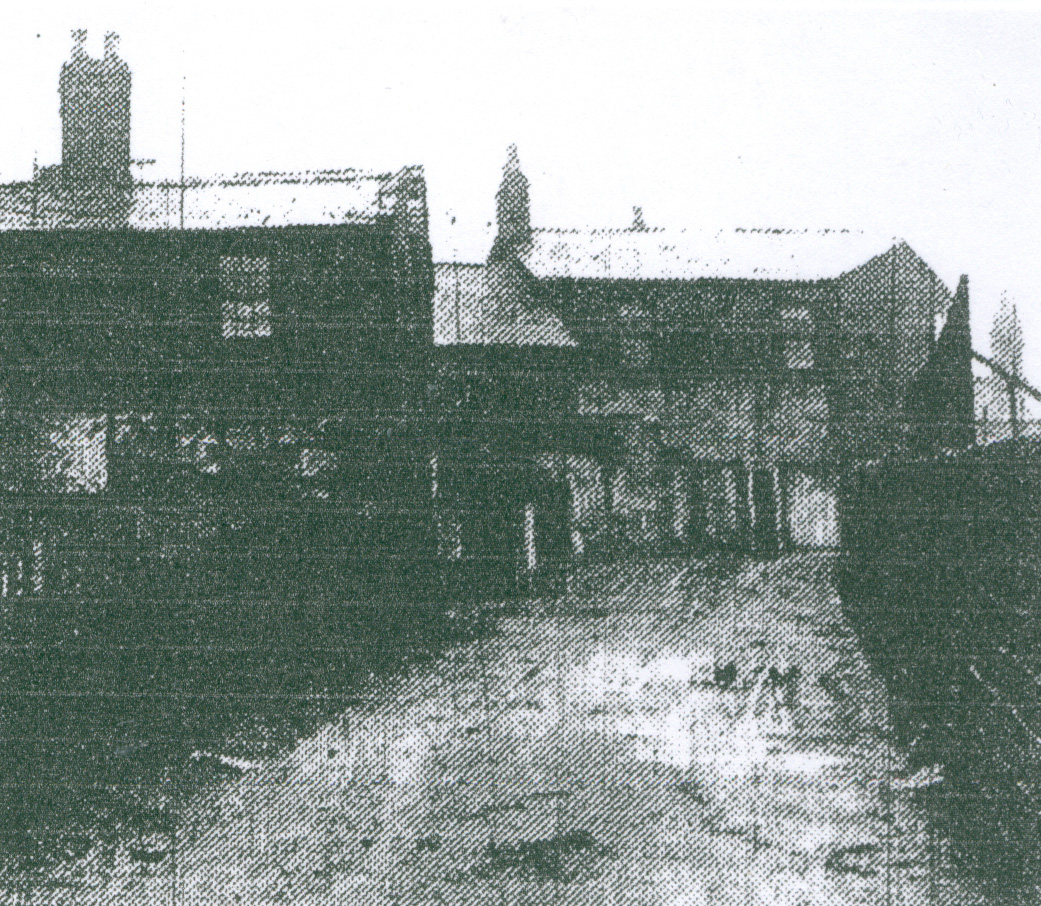 009 view from witton bridge up to witton stocks.jpg
