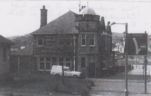 21 The Aqueduct pub.jpg