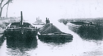 32 Coal Barge 016.jpg