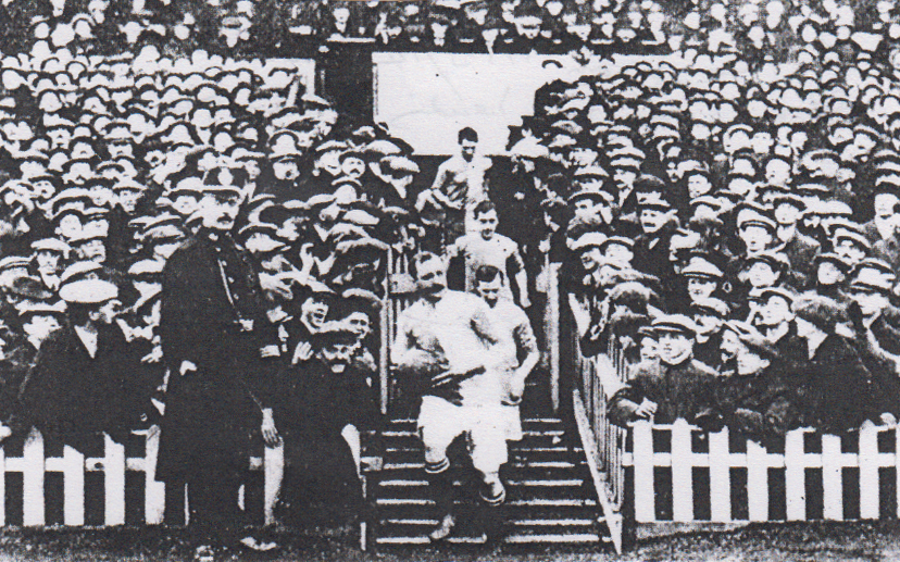 36 Bob Crompton Rovers ct.jpg