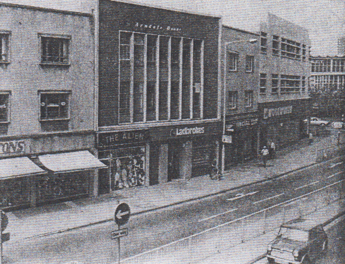 030 Arndale house ct.jpg