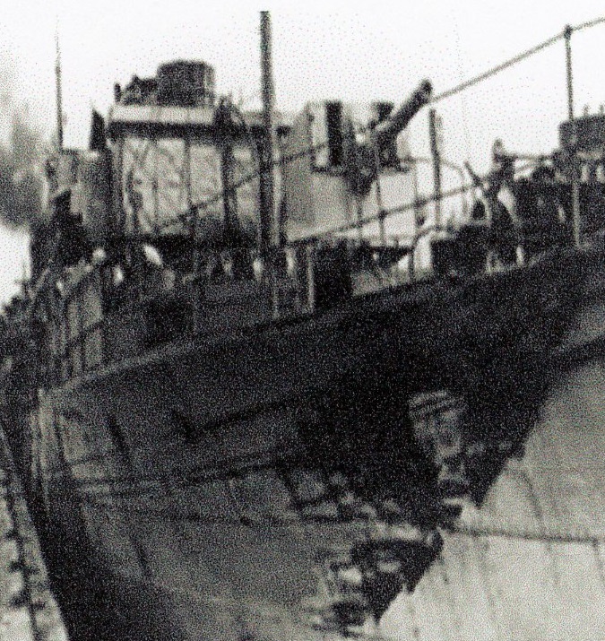 Ship002.jpg
