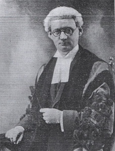 Briggs holden marsden Town Clerk 1930-1935.jpg