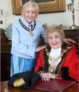 Councillor Jacqueline Slater Mayor of B and D 2025-2025.jpg