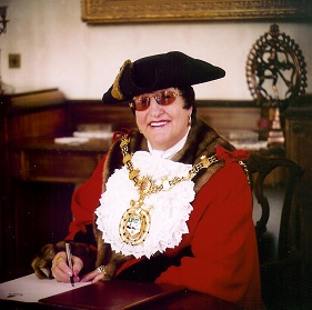 Dorothy Walsh Robed Official cropped for ct.jpg