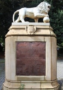John Tomlinson Boer war Memorial.jpg