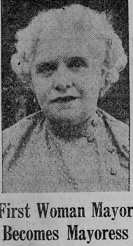 Mrs Buckley Mayor023 image and headlines.jpg