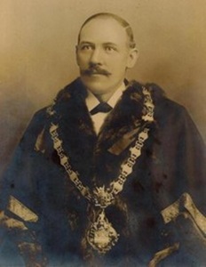 Robert Shorrock Mayor of Darwen 1902 1903.jpg