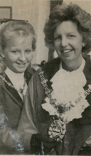 Sylvia Liddle mayor Suzanne Liddle 1987-88.jpg