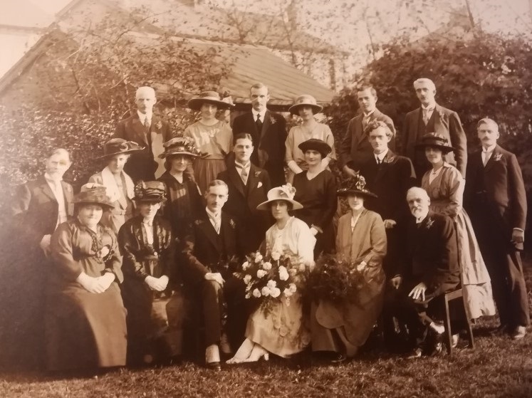 1921 - Walsh-Smethurst wedding.jpg