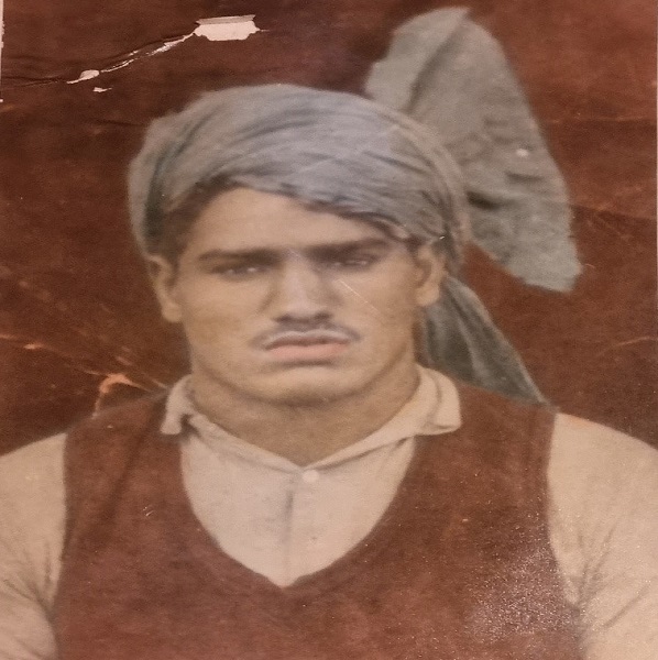Father at 18 years old for Ct.jpg