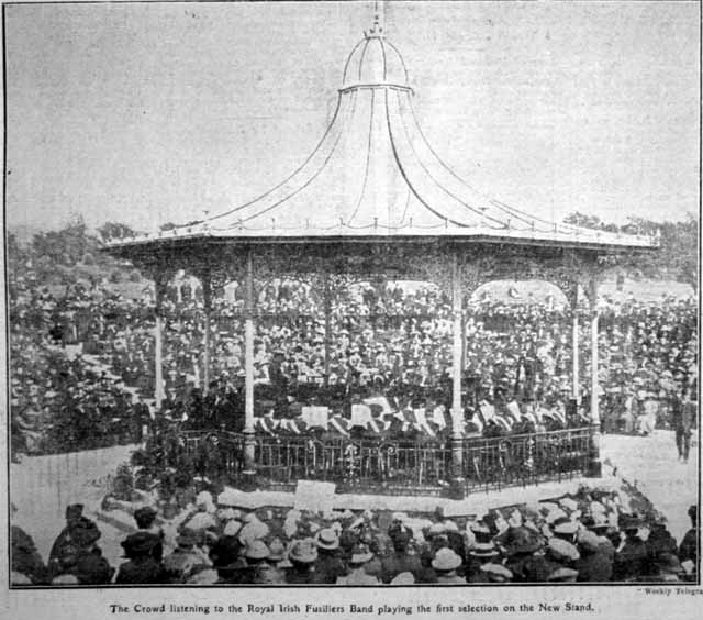 Queens Park bandstand1.jpg