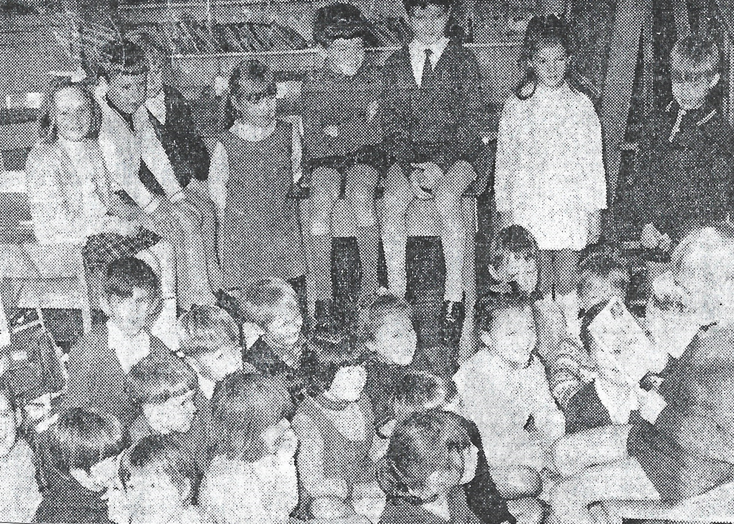 045 Pupils in school.jpg