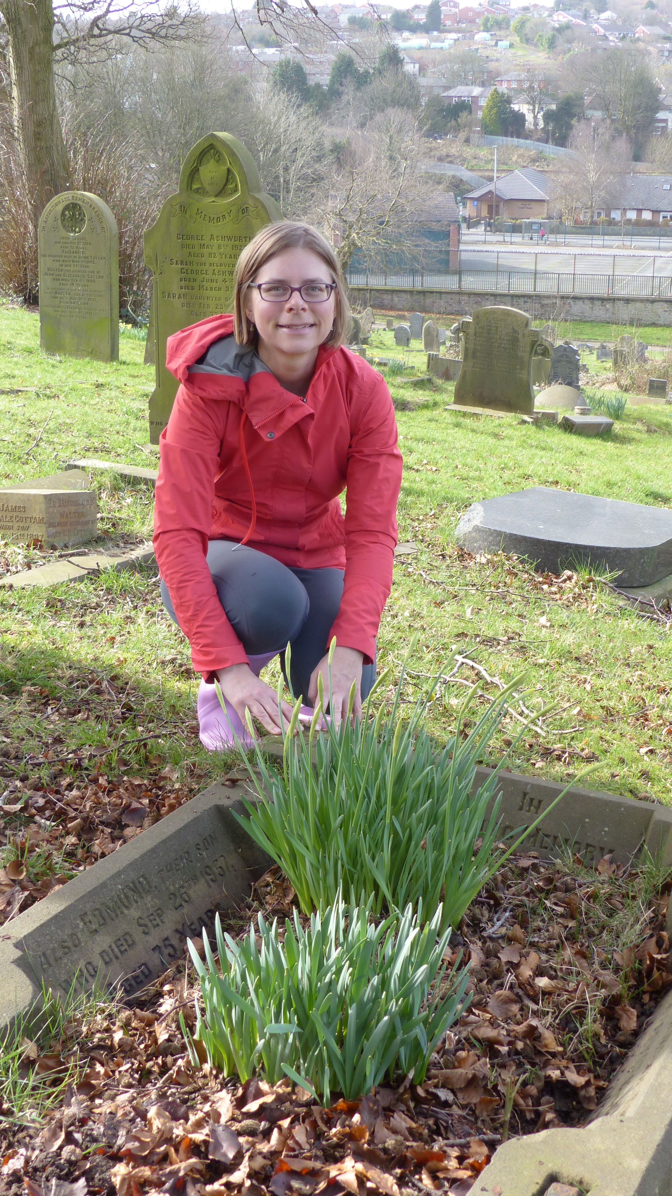 Stephanie Warner at the Hacking family grave in Blackburn Old Cemetery.jpg